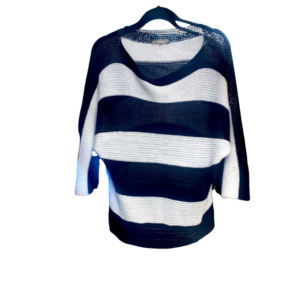Carina Ricci Blue and White Stripped Open Knit Pull Over sweater size M